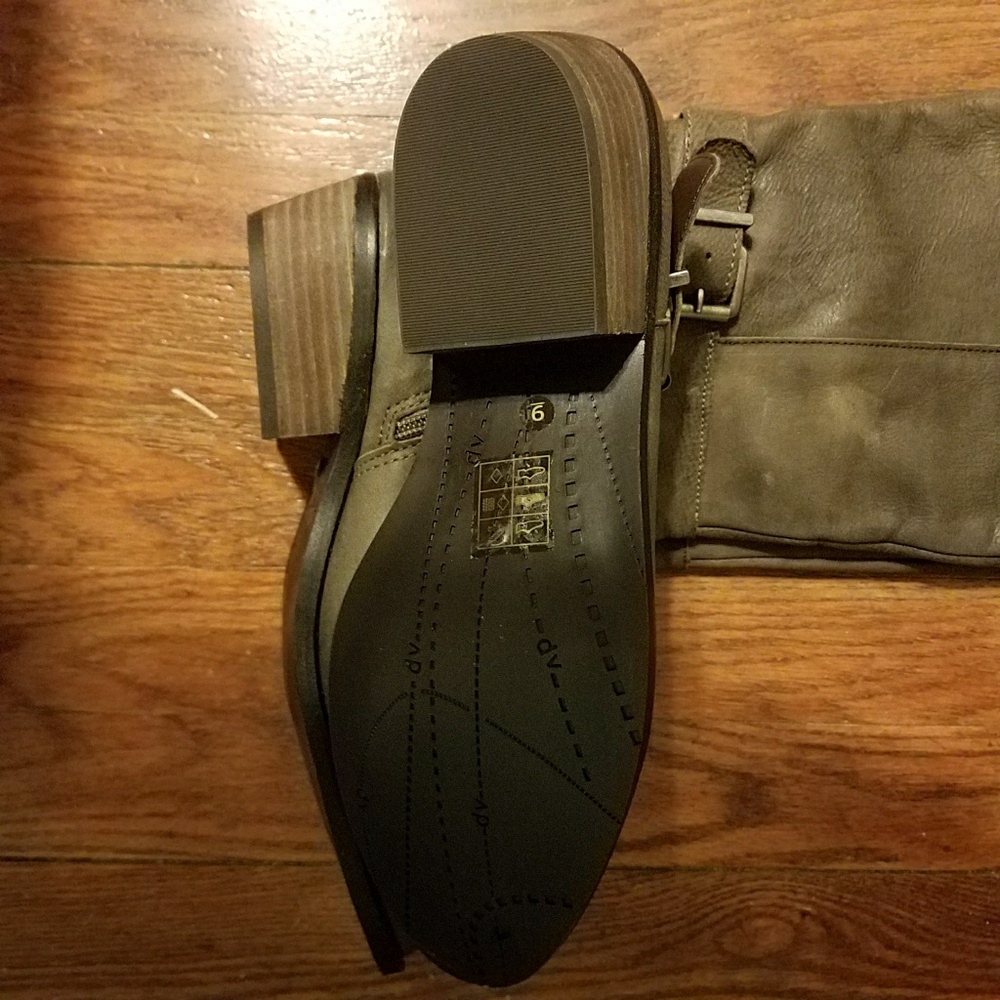 Genuine leather boots